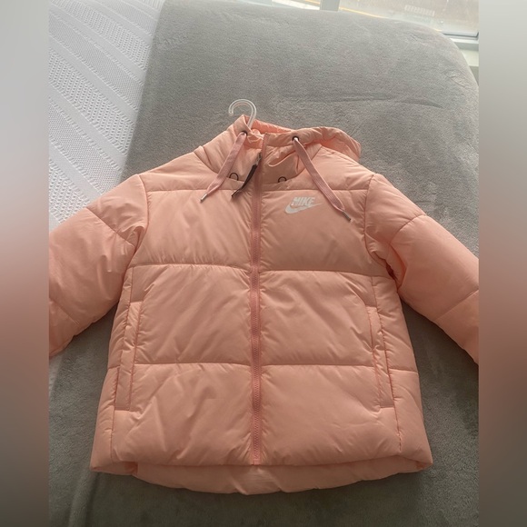 Nike NSW Reversible Puffer Jacket Size Medium - Picture 1 of 7